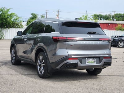 2023 INFINITI QX60 LUXE
