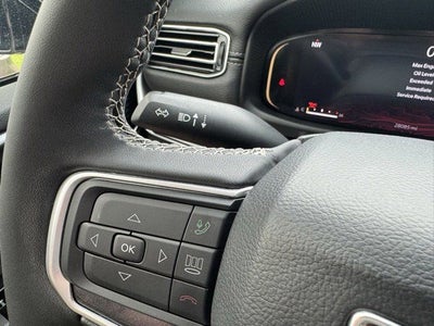 2024 Jeep Wagoneer Base