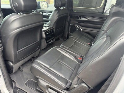 2024 Jeep Wagoneer Base