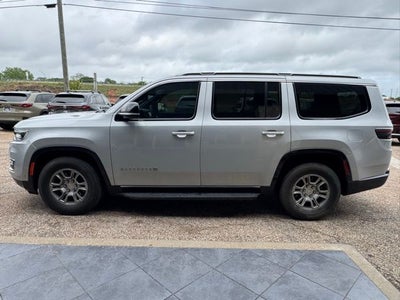 2024 Jeep Wagoneer Base