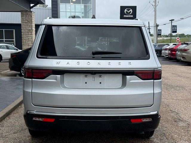 2024 Jeep Wagoneer Base