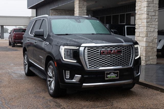 2021 GMC Yukon 4WD Denali's photo