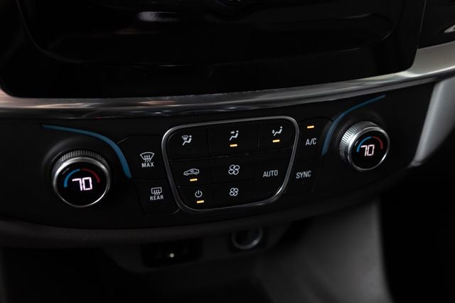 2018 Chevrolet Traverse LT Cloth w/1LT