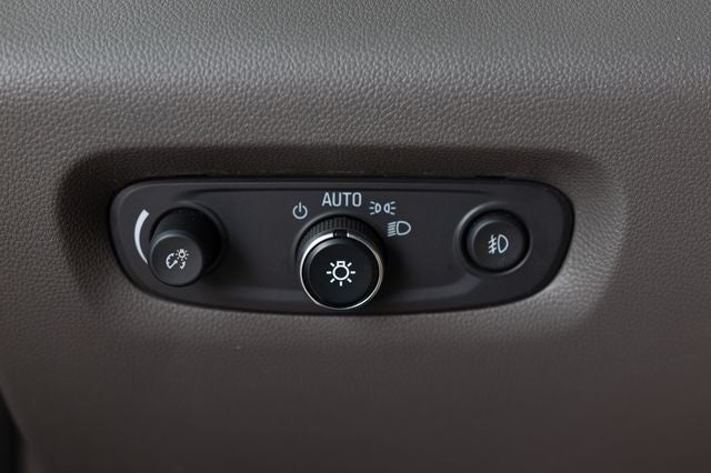 2018 Chevrolet Traverse LT Cloth w/1LT