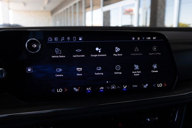 2025 Chevrolet Suburban LT