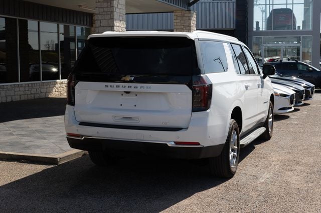 2025 Chevrolet Suburban LT
