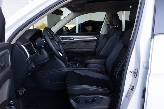 2023 Volkswagen Atlas SEL