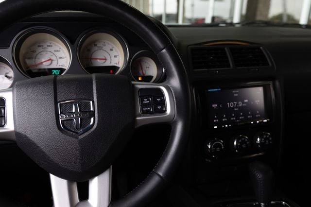 2011 Dodge Challenger Base