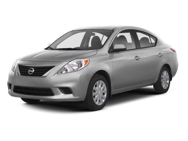 2013 Nissan Versa 1.6 SV CVT's photo