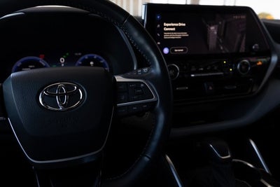 2023 Toyota Highlander Hybrid Limited
