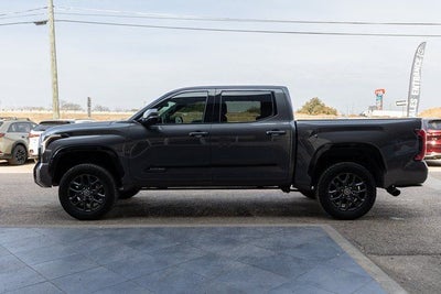 2022 Toyota Tundra Platinum