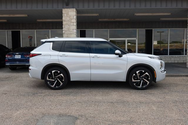 2024 Mitsubishi Outlander SEL